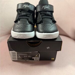 Jordan Kids Black and White Flight Strap Sneakers